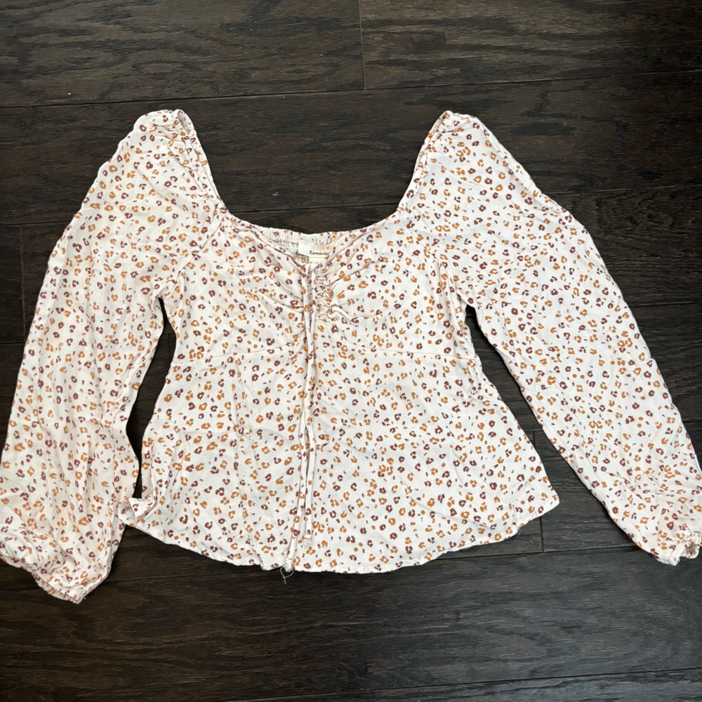 URBAN Romantics Animal Print Blouse in Cream and Brown